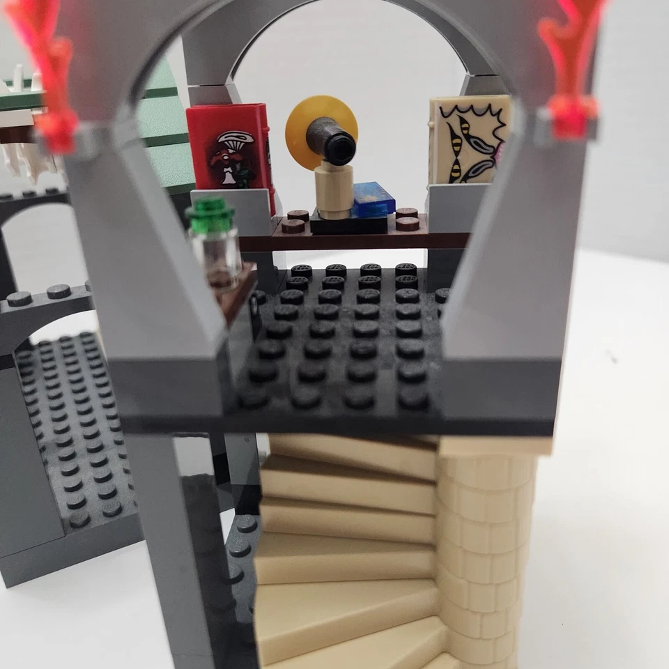 Lego 4752 Professor Lupin's Classroom HP Prisoner of Azkaban con manual - LEER Foto 2 de 4