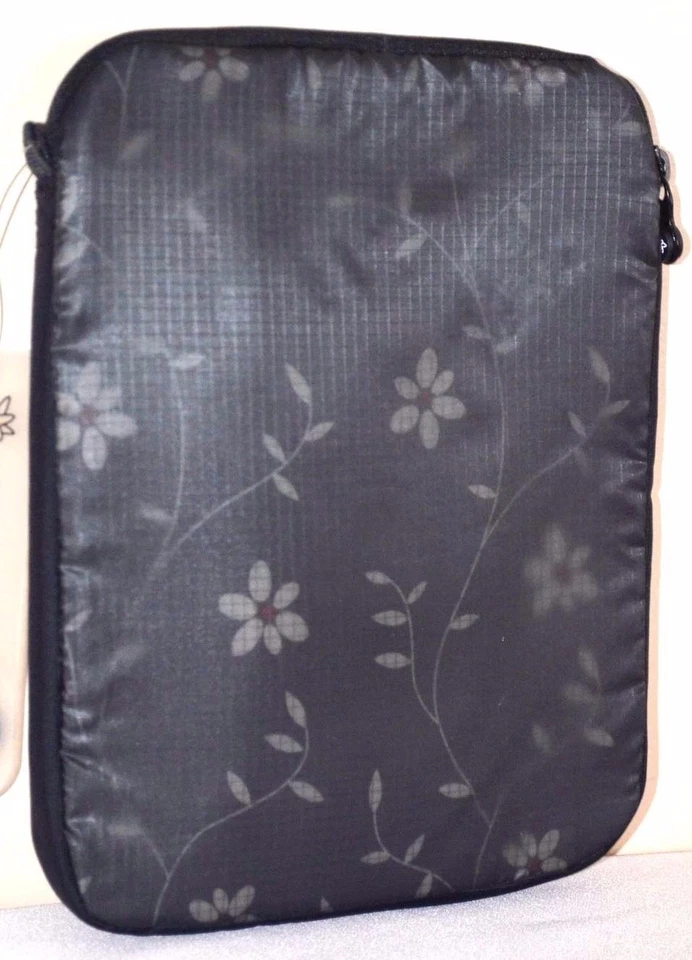 Sherpani Sync 10" Tablet Sleeve Case Cover PEWTER Ipad 2 3 4Air Samsung Quilted - Image 3 of 4