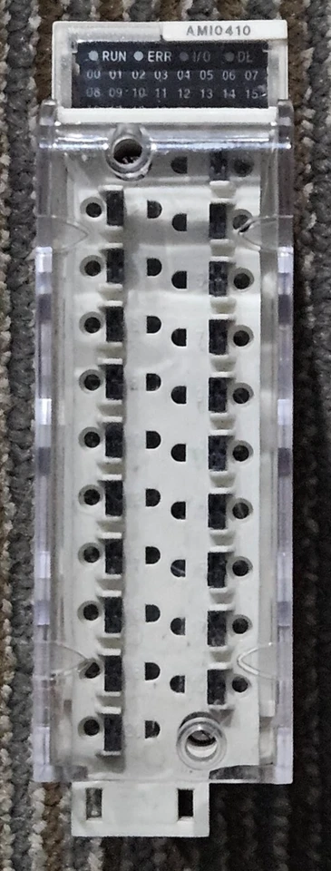 Módulo de entrada analógica Schneider BMXAMI0410 y módulo terminal BMXFTB2020 Foto 2 de 4