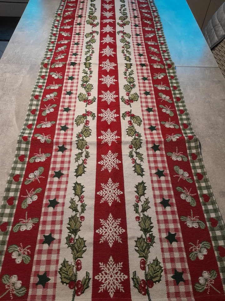 1 Tischläufer* Weihnachtsmotive* 140 cm x 47 cm*Sander*Table & Home* neuwertig *