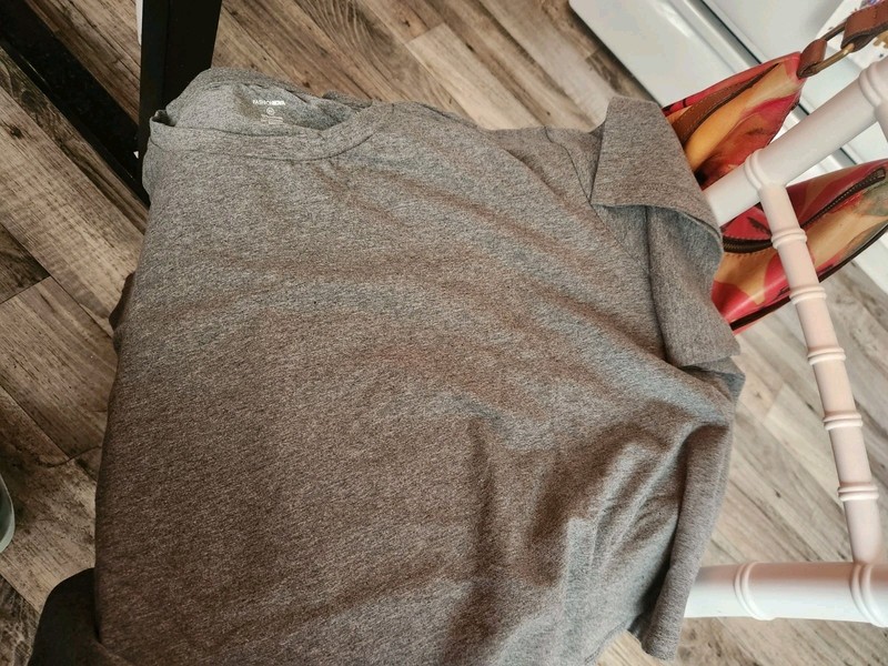 New Fashion Nova 3x Gray Short Sleeve Crop Tshirt