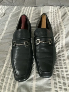 Mocassins homme GUCCI en cuir noir. Taille 11M.