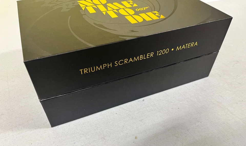 James Bond Triumph Scrambler 1200 1:12 No Time to Die 007 Corgi OPENED BOX SALE - Image 4 of 4