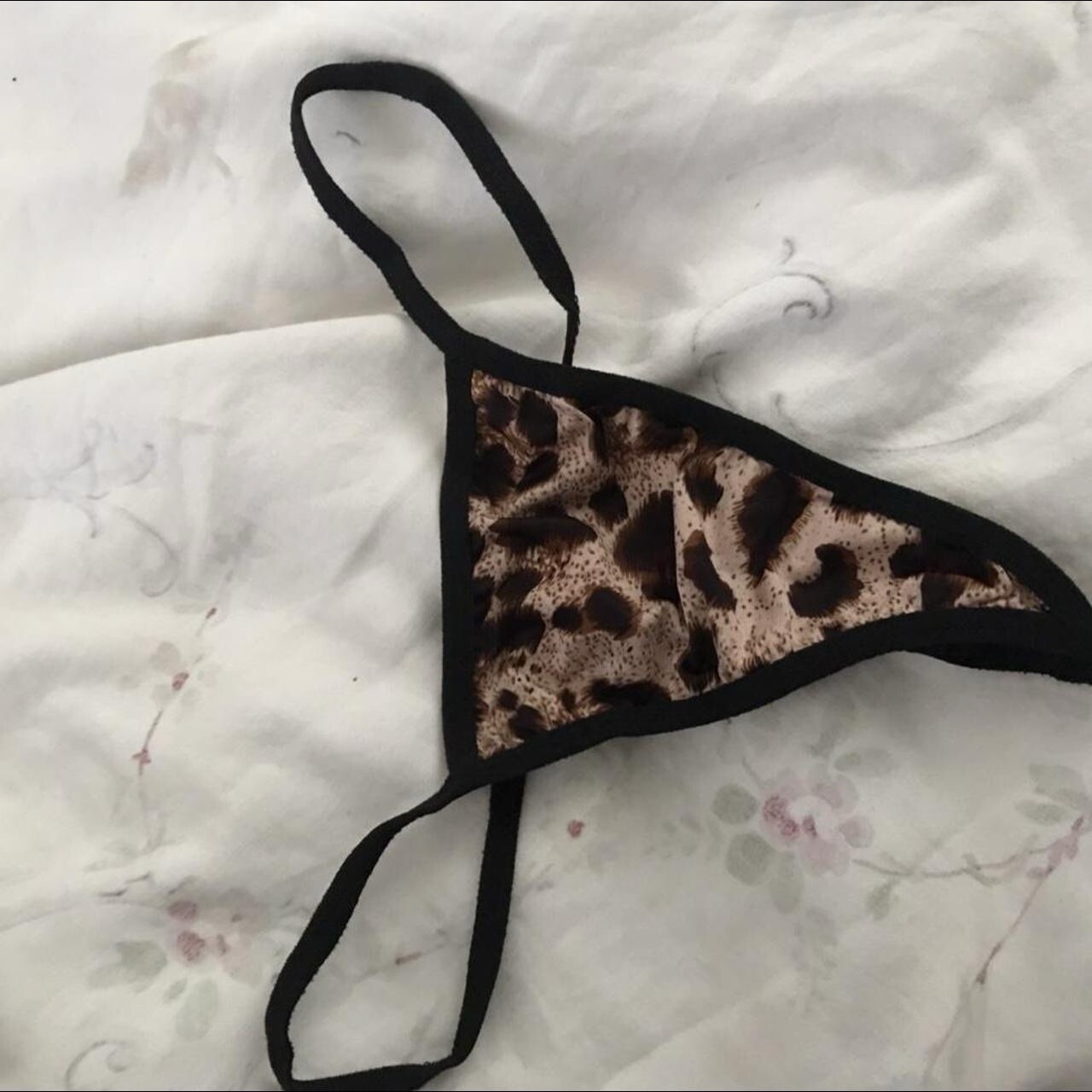 Ladies Leopard Print Micro Thong S - Stylish Animal-Print Underwear