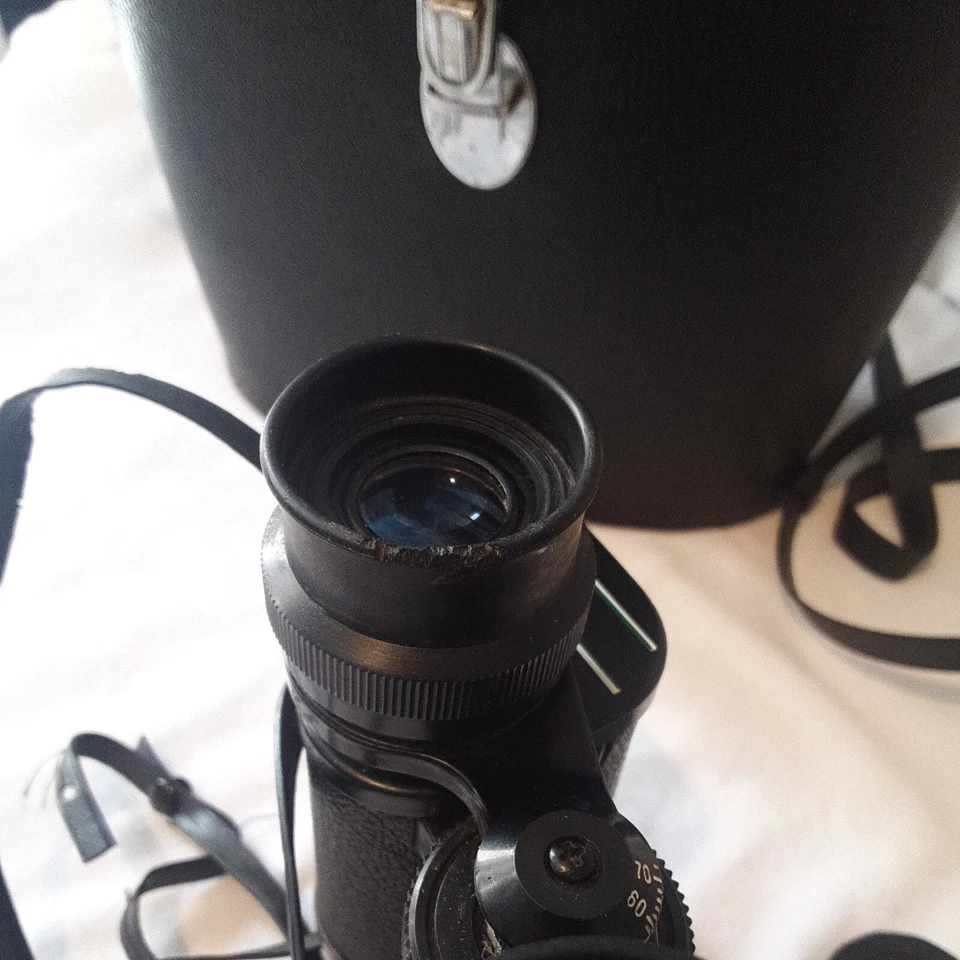 Vintage Fully Coated OpTex 7x35 Field 7.5 - 393 Ft Binoculars - Image 4 of 4