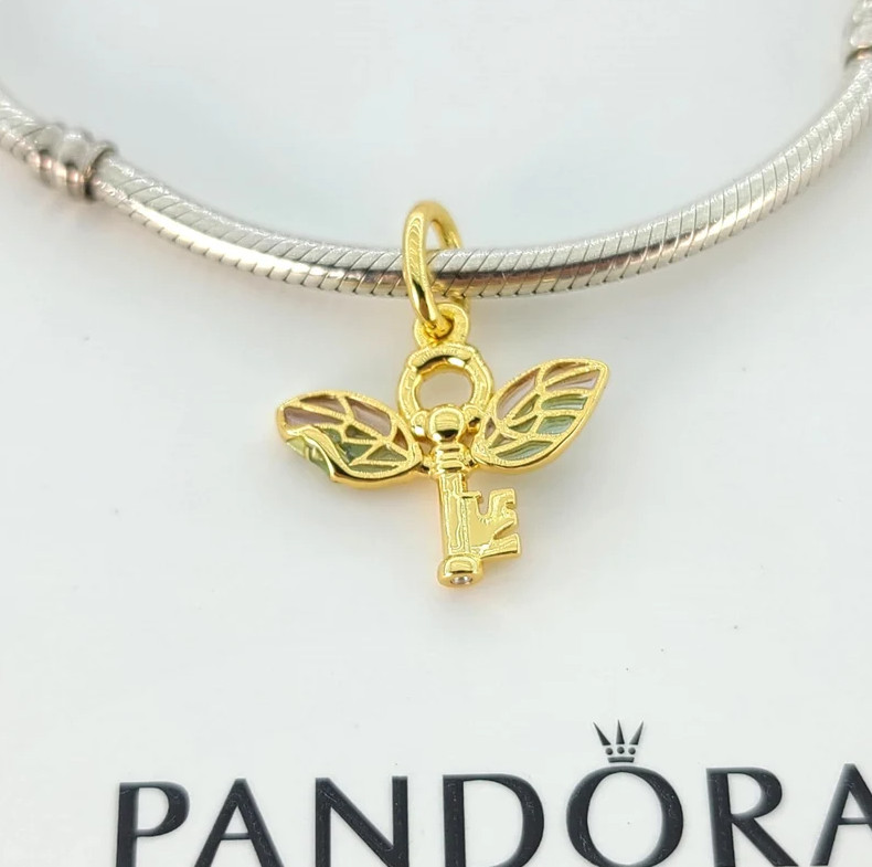 Auténtico Pandora Harry Potter Llave Alada Colgante/Dije