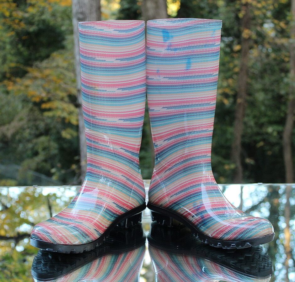 UGG Australia Women's Shaye Serape Rain Boots Siz… - image 7