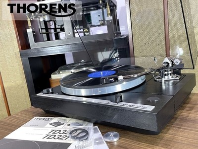THORENS TD320 RECORD PLAYER WITH AUTOLIFT SME 3009-R, SUB WEIGHT/NEW BELT ETC