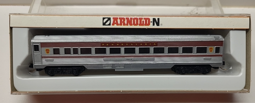 Arnold 5204 N Scale Pennsylvania Passenger Coach Car 4022