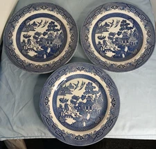 Vintage Churchill Blue Willow Single Plate 10 1/4” - England