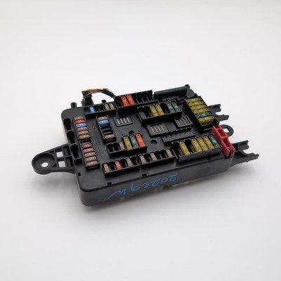 2013 - 2016 BMW F30 F32 F34 F36 F80 F82 Rear Power Distribution Fuse Box 9337880