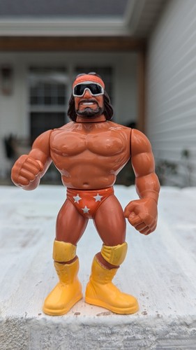 WWF MACHO MAN RANDY SAVAGE Hasbro Wrestling Figure...
