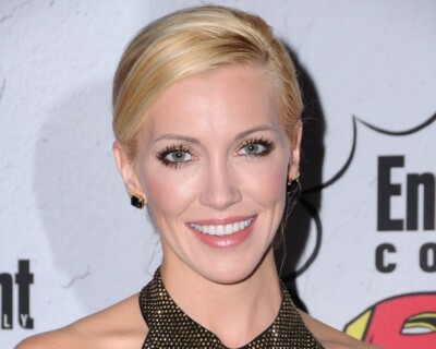 KATIE CASSIDY 8x10 PHOTO *