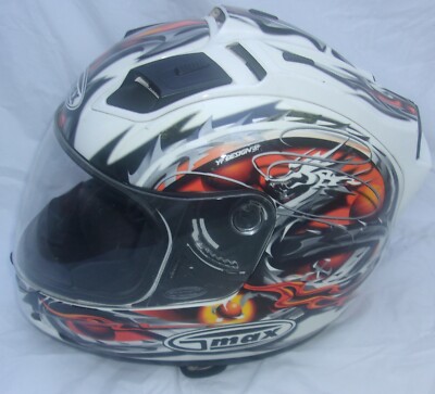 GMAX HELMET YF DESIGN SIZE LARGE IN VERY GOOD CONDITION INSIDE LOOKS VERY GOOD