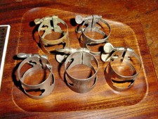 FIVE  VINTAGE TENOR SAXOPHONE LIGATURE S 1950 CLARINET LIGATURE S ref 23