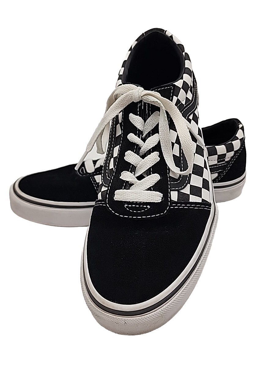 VANS OFF THE WALL youth sz lace up checkered low top sneaker