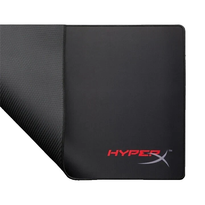 Mouse pads HyperX y Muñeca descansa