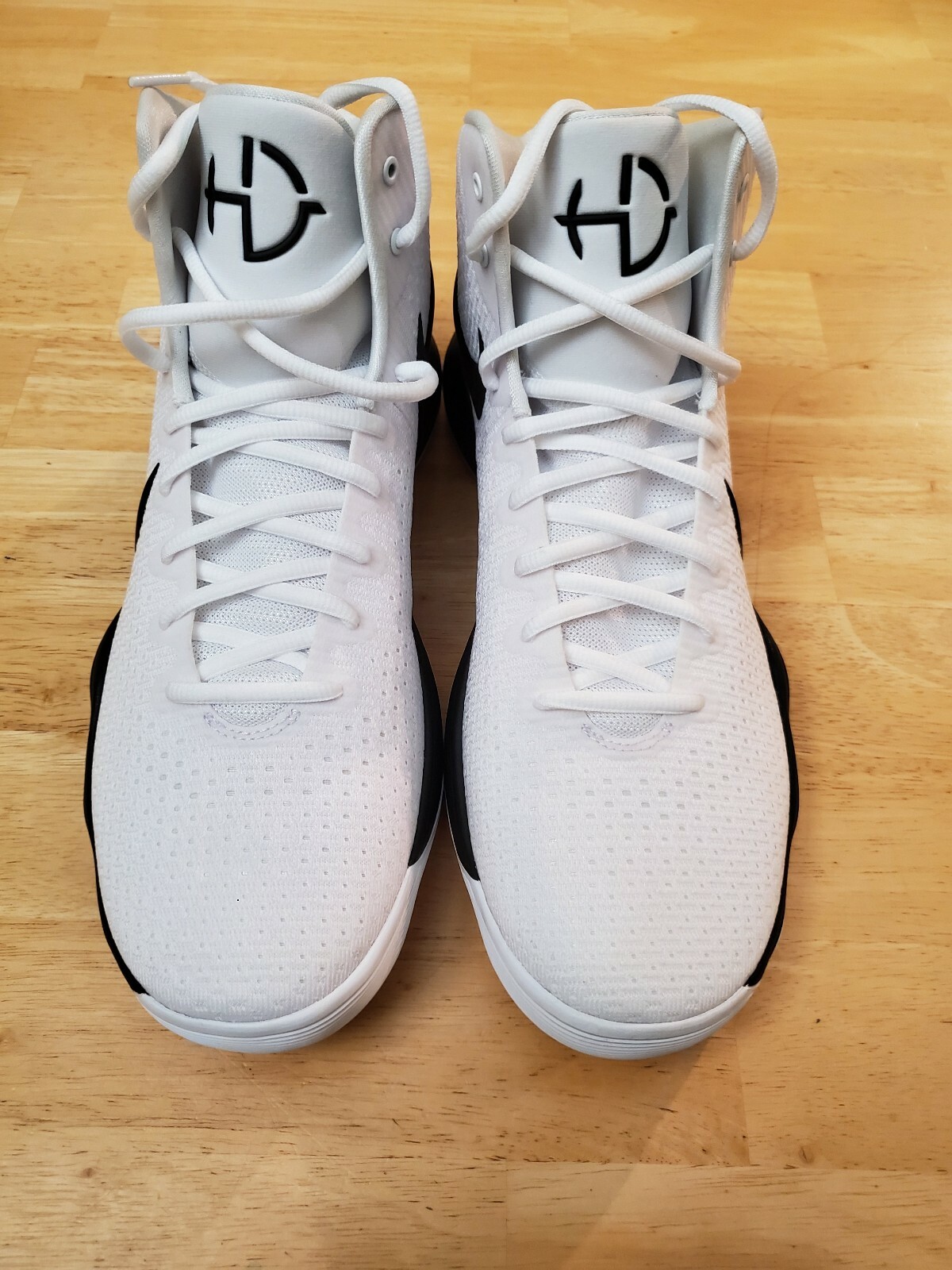 nike black juvenate trainers