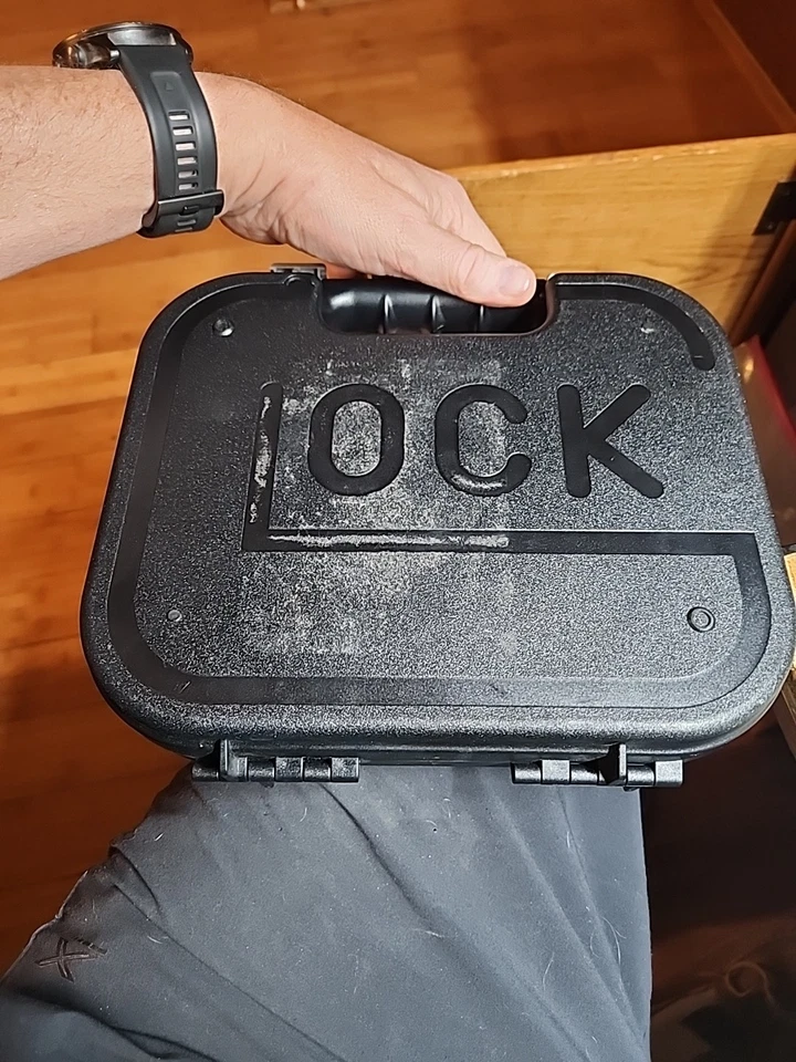 Original Glock 30 Factory Hard Case W/ Owners Manual, Cleaning Rod & Lock - Image 4 of 4