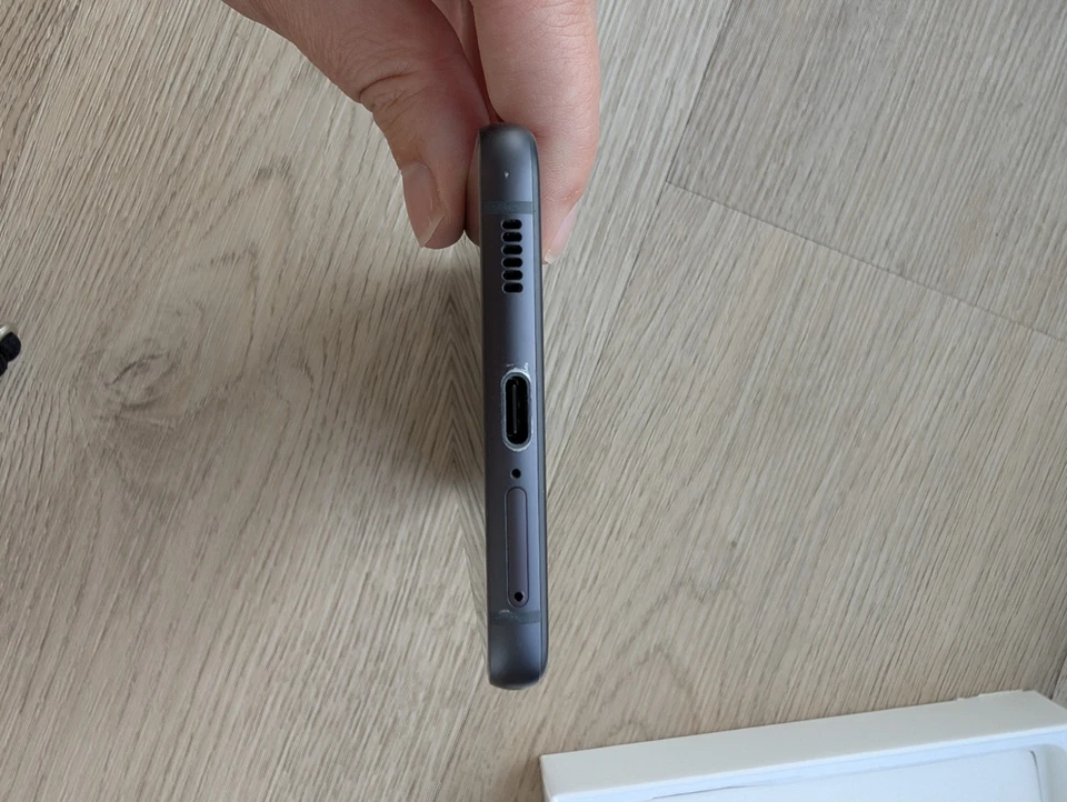 Samsung Galaxy S21 FE perfekt für U18, Foto 4 von 5