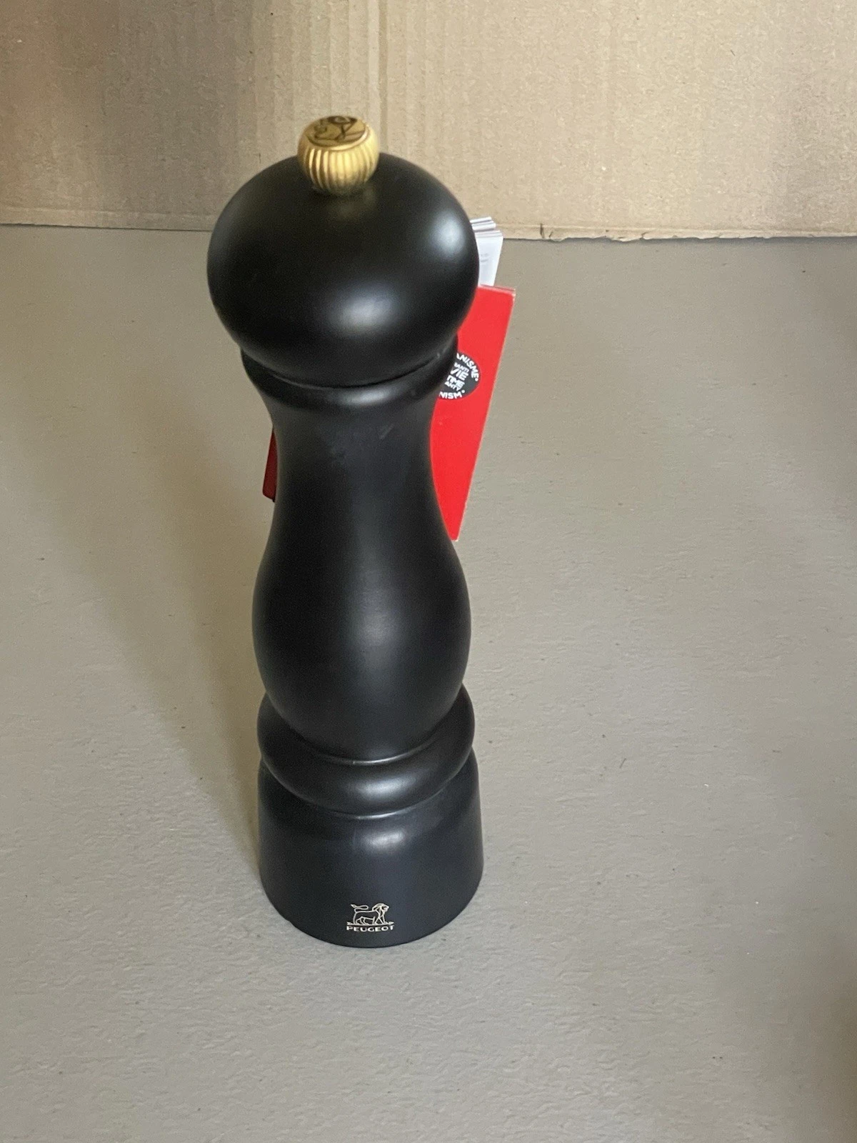 PEUGEOT PARIS U’SELECT BEECHWOOD PEPPER GRINDER IN BLACK MATTE 9”