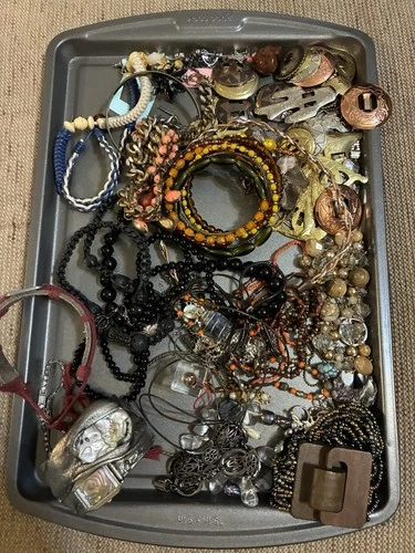 Huge Mixed Lot Costume Jewelry Necklaces Bracelets Brooches Pins Beads Vintage