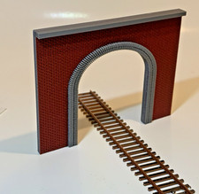 HO Scale Red Brick Single Train Tunnel Portal - H0 Model Railroad Scenery 1:87