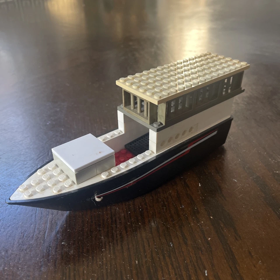 LEGO Vintage Boat Hull 52x12x6 Black, White, & Red Part #6214 | Free Shipping!!! - Image 3 of 4