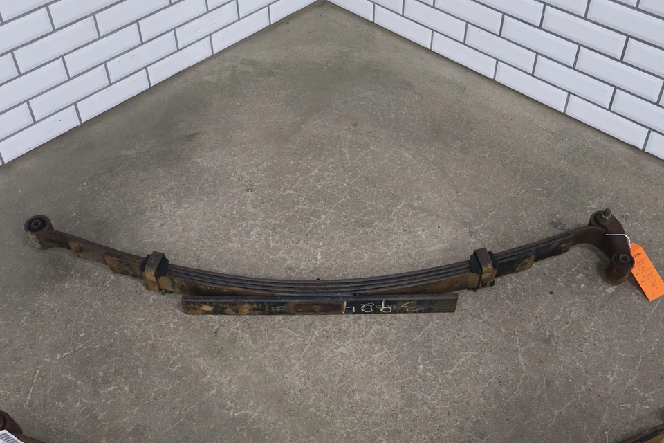 95-00 Chevy Tahoe Yukon GMT400 OEM Rear Leaf Springs Pair Left/Right Foto 2 de 4