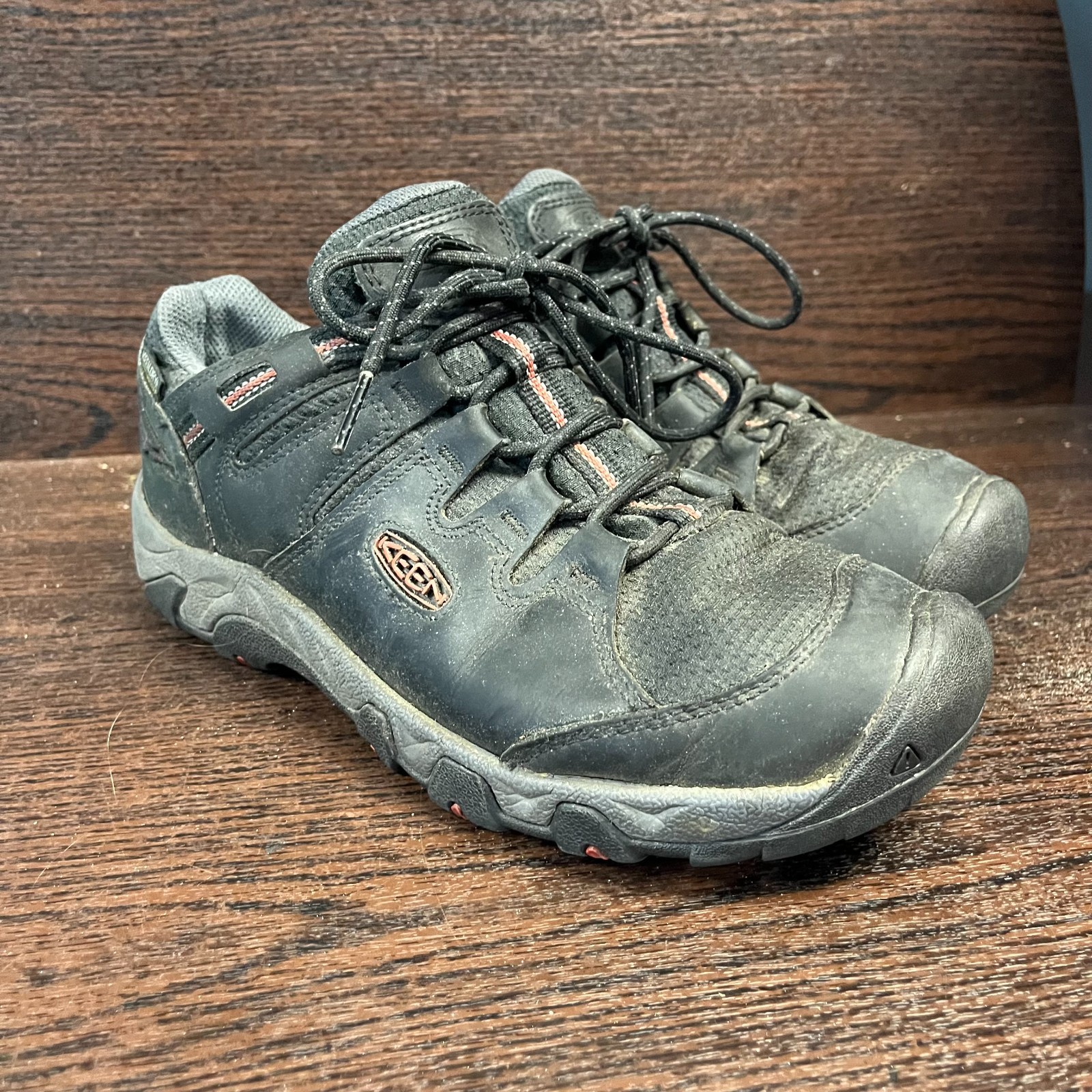 Scarpe da trekking KEEN uomo taglia 10M nere grigie sneakers trail outdoor comode grip