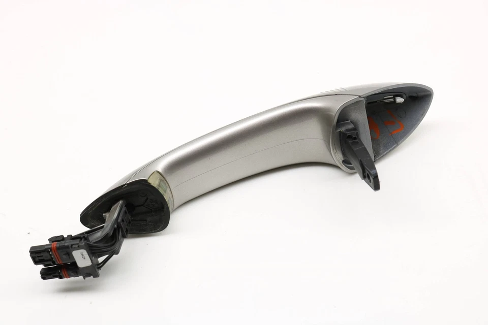 BMW ALPINA B6 2016 gran cupé - manija de puerta exterior derecha 7231934 Foto 3 de 4