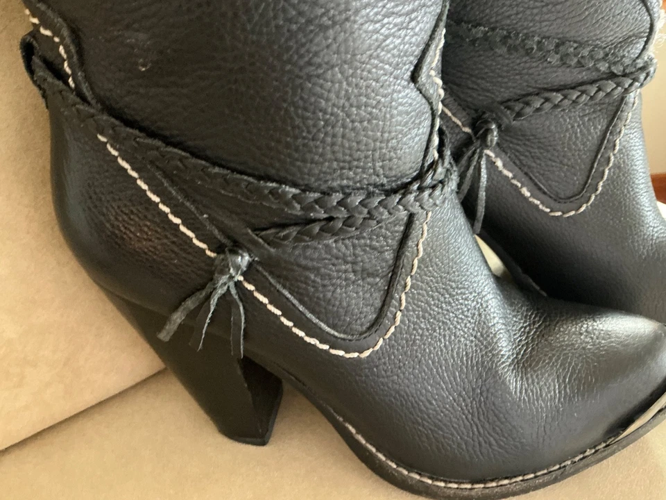 Vintage Western Zodiac Dallas womans black leather boots Size 7M - Image 3 of 4