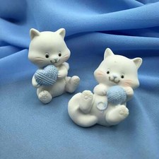 Set 2 Pezzi Gattino con Cuore/Gomitolo Azzurro - Articolo da Regalo, Home Design