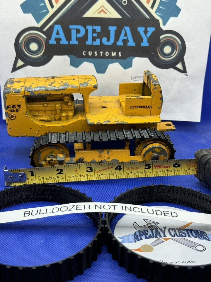 1 PAIR OF NEW TRACKS FOR VINTAGE ERTL CATERPILLAR D-6 CRAWLER/DOZER  1/24 SCALE - Image 4 of 4