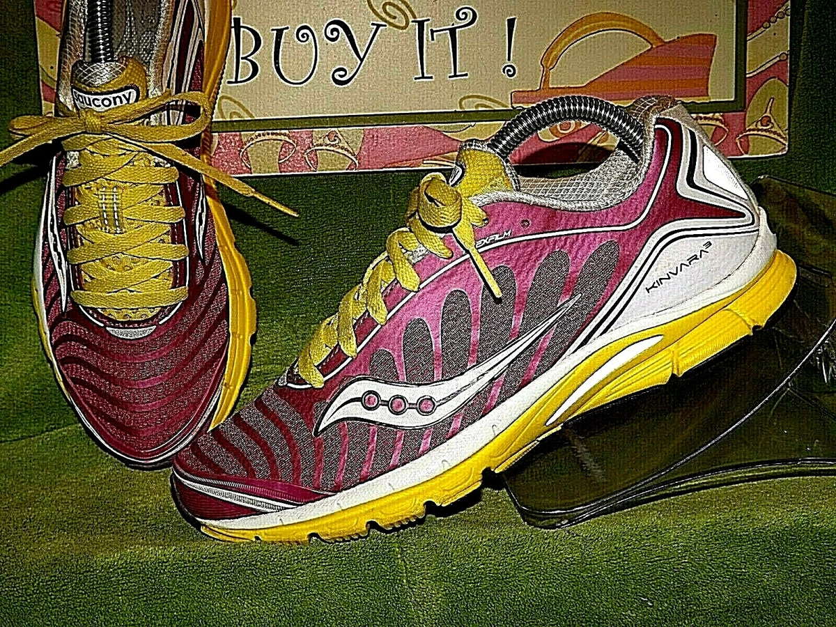Saucony women s progrid kinvara 3 hot sale running shoe