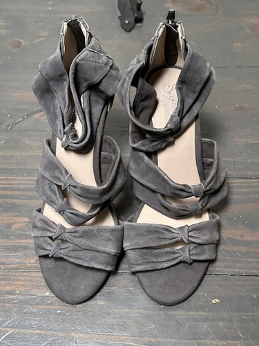 Seychelles Dark Gray Suede Strappy Ankle Heels Women's Size 7.5 Zip Back - 第 3/10 張圖片