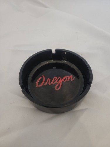 Oregon souvenir ceramic trinket tray ashtray is a must-have for any collector