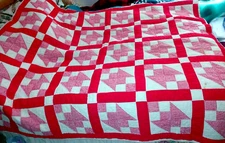 VINTAGE HAND STITCHED 4 PATCH VARIATION RED WHITE CHECK QUILT 76 X 68in EXPERT