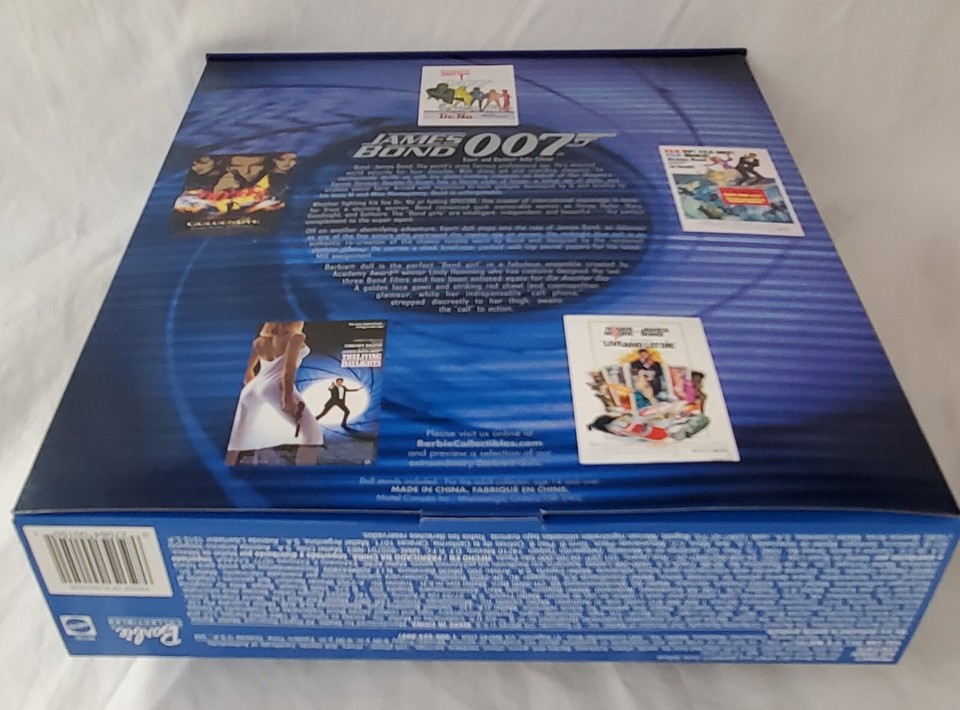 James Bond 007 Ken and Barbie Dolls Giftset Collector Edition 2002