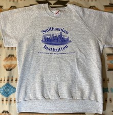 Smithsonian Institution Vintage Sweatshirt Crewneck 80s size large short sleeve