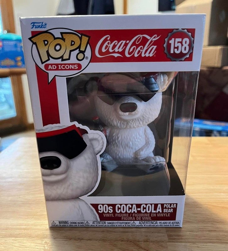 Coca-Cola 90's Polar Bear Funko Pop # 158 (Minor Box Damage in Top Corner)