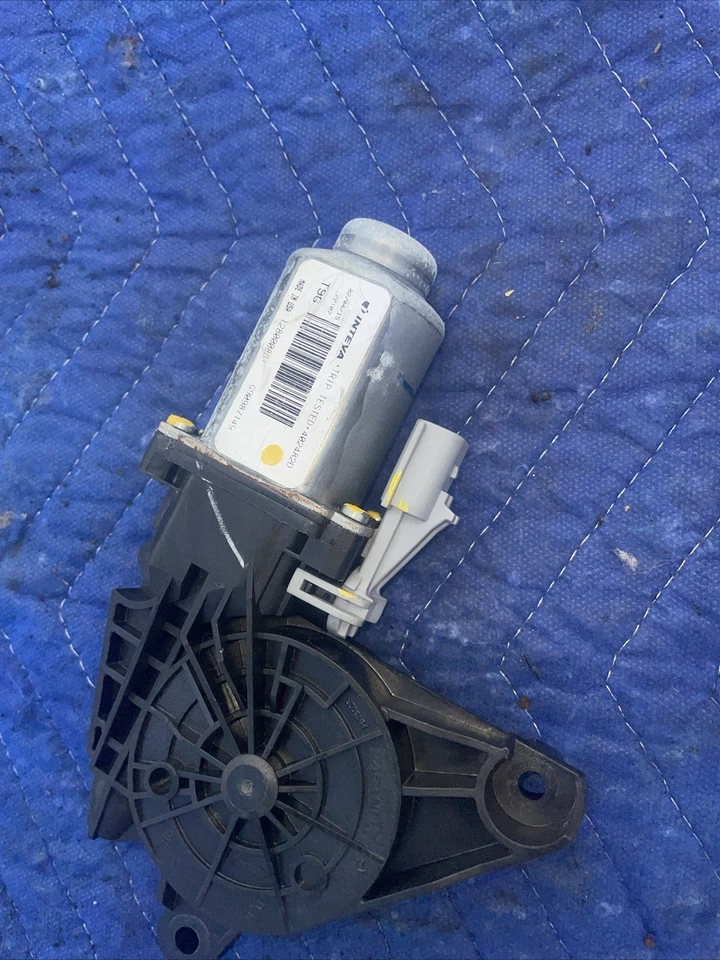 2011-2014 Dodge Charger Power Window Motor Rear Right RH OEM 402482D - Image 3 of 3
