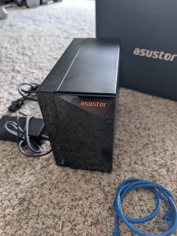 Asustor Drivestor 2 Pro 2 Bay NAS Quad-Core CPU AS3302T With Two 500GB SSDs
