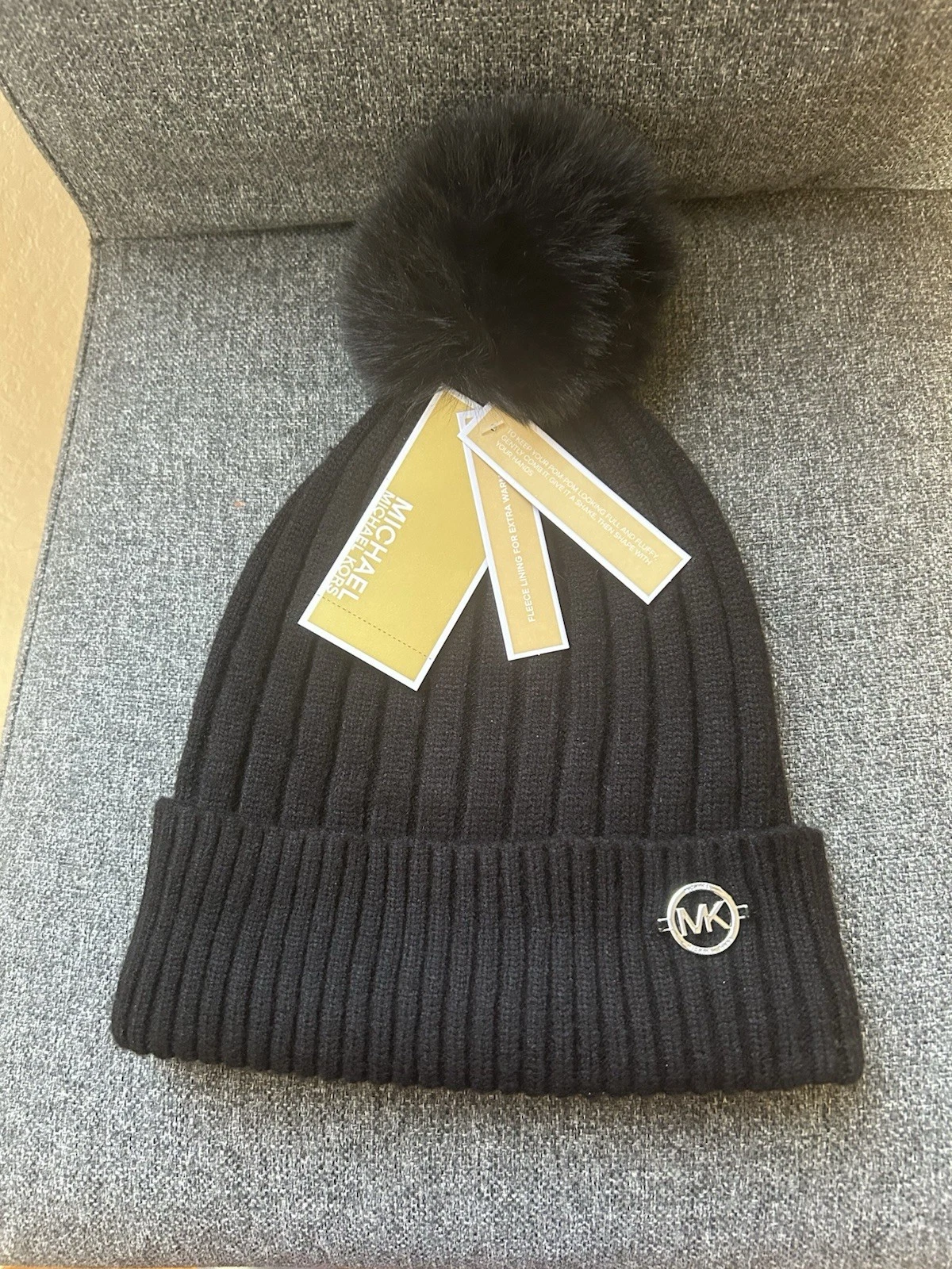 New! Michael Kors Womens Black Fleece Lined Pom Pom Hat Beanie MSRP $68