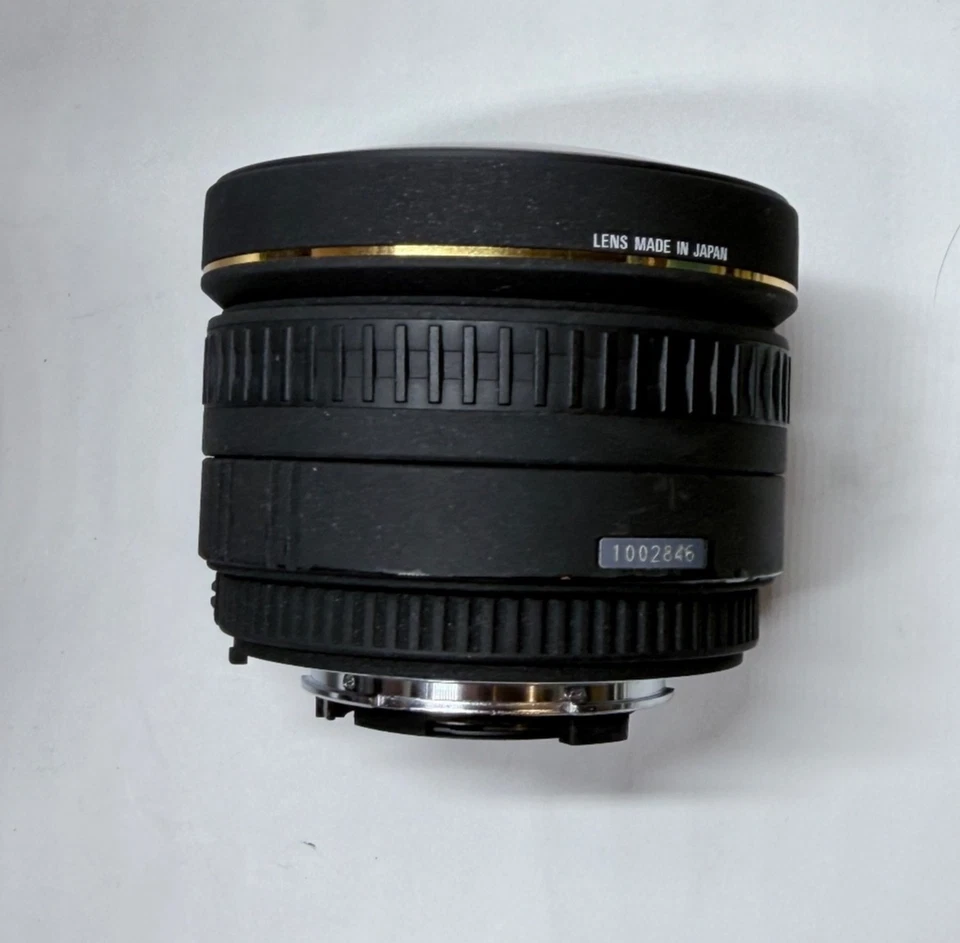 SIGMA AF 8mm F4 D EX Fisheye Lens for Nikon F Mount Tested 100%Working - Image 2 of 4