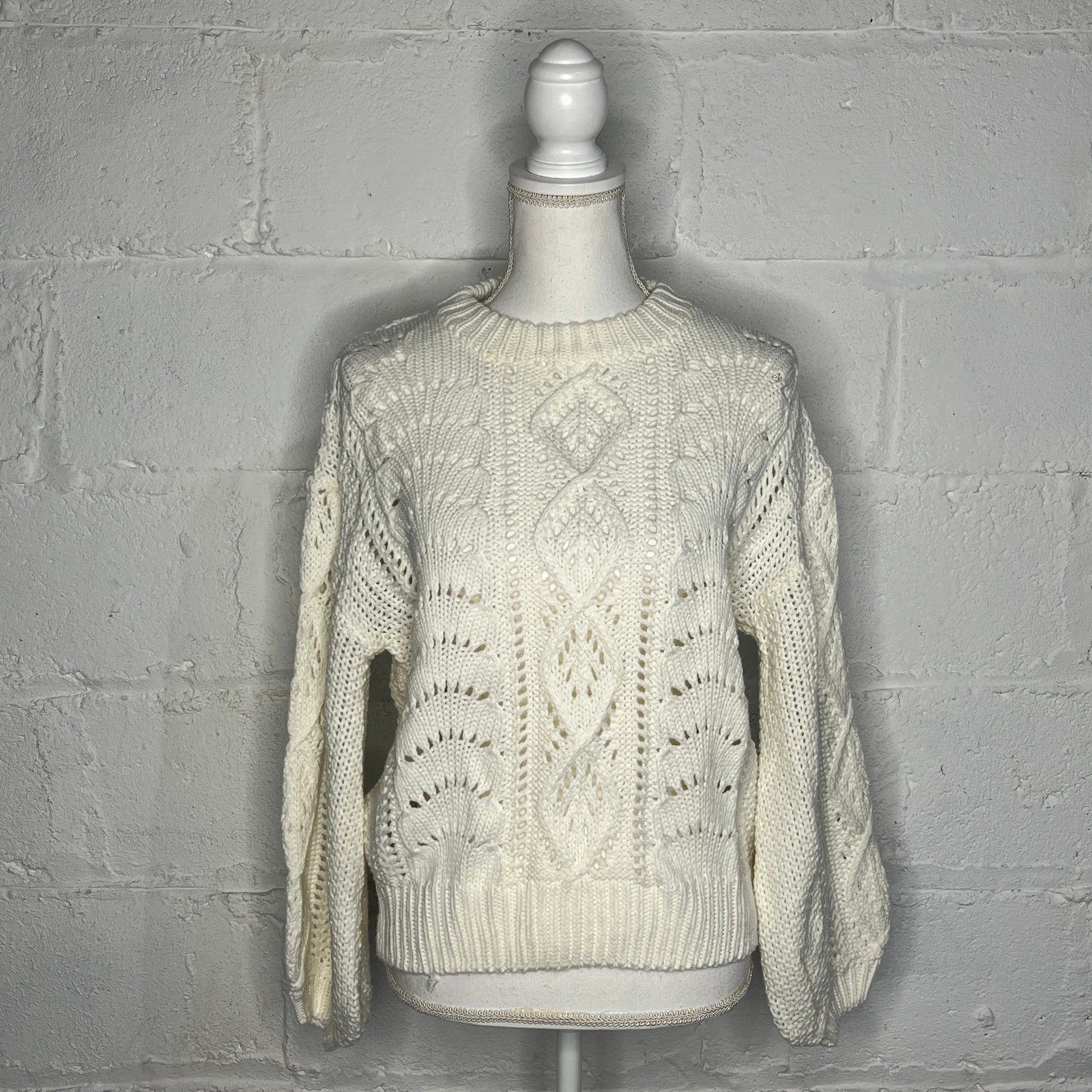 Line + Dot Women's Balloon Sleeve Pointelle Crewneck White Cream Sweater Small