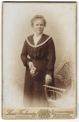 Photo Louis Frohwein, Strassburg i. E., Gutenbergplatz 7, Porträt einer Dame av - Photo 1/2