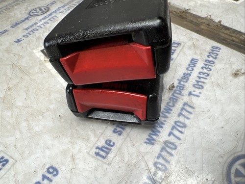 VW Polo MK3 1995 BLACK REAR TWIN SEAT BELT Catch BUCKLE 6N0857739 - Picture 3 of 4