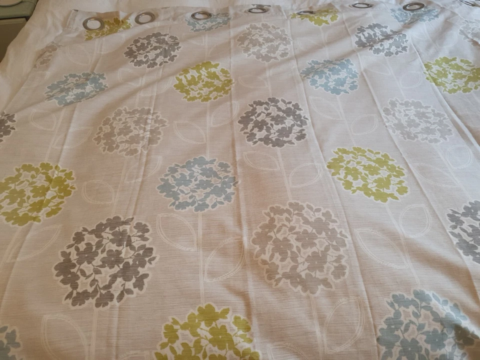 NEXT floral eyelet Curtains 1 Pair 135cm X 137cm - Image 2 of 4