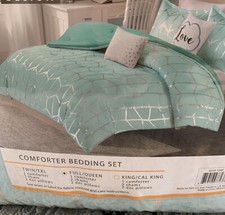 INTELLIGENT DESIGN COMFORTER BEDDING SET FULL/QUEEN Aqua/Silver